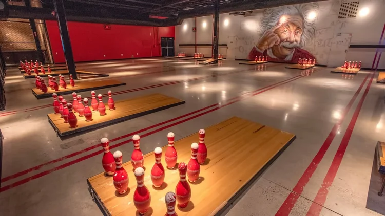 Football Bowling
